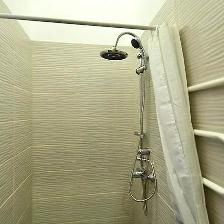 Downtown Flat In Budapest, King Διαμέρισμα *