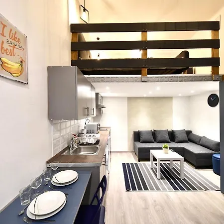 Downtown Flat In Budapest, King דירה