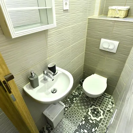 Downtown Flat In Budapest, King *